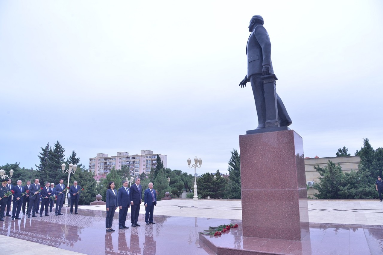 Qaradağda Dövlət Suverenliyi Gününə həsr olunmuş tədbir keçirilib - FOTOLAR